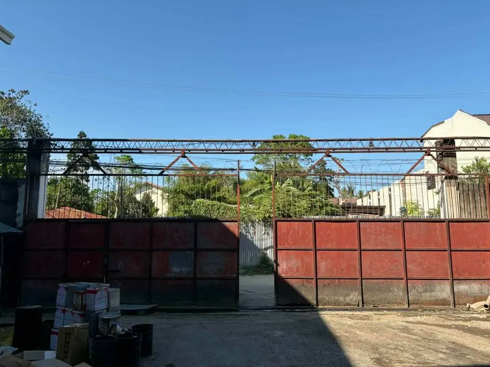 Warehouse FOR SALE in Talamban